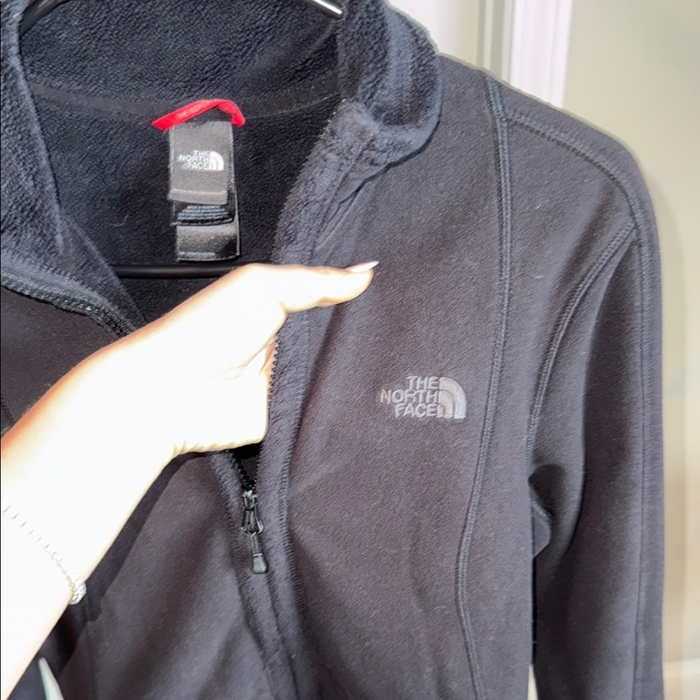 The North Face Women's Black Jacket size small - Picture 3 of 9